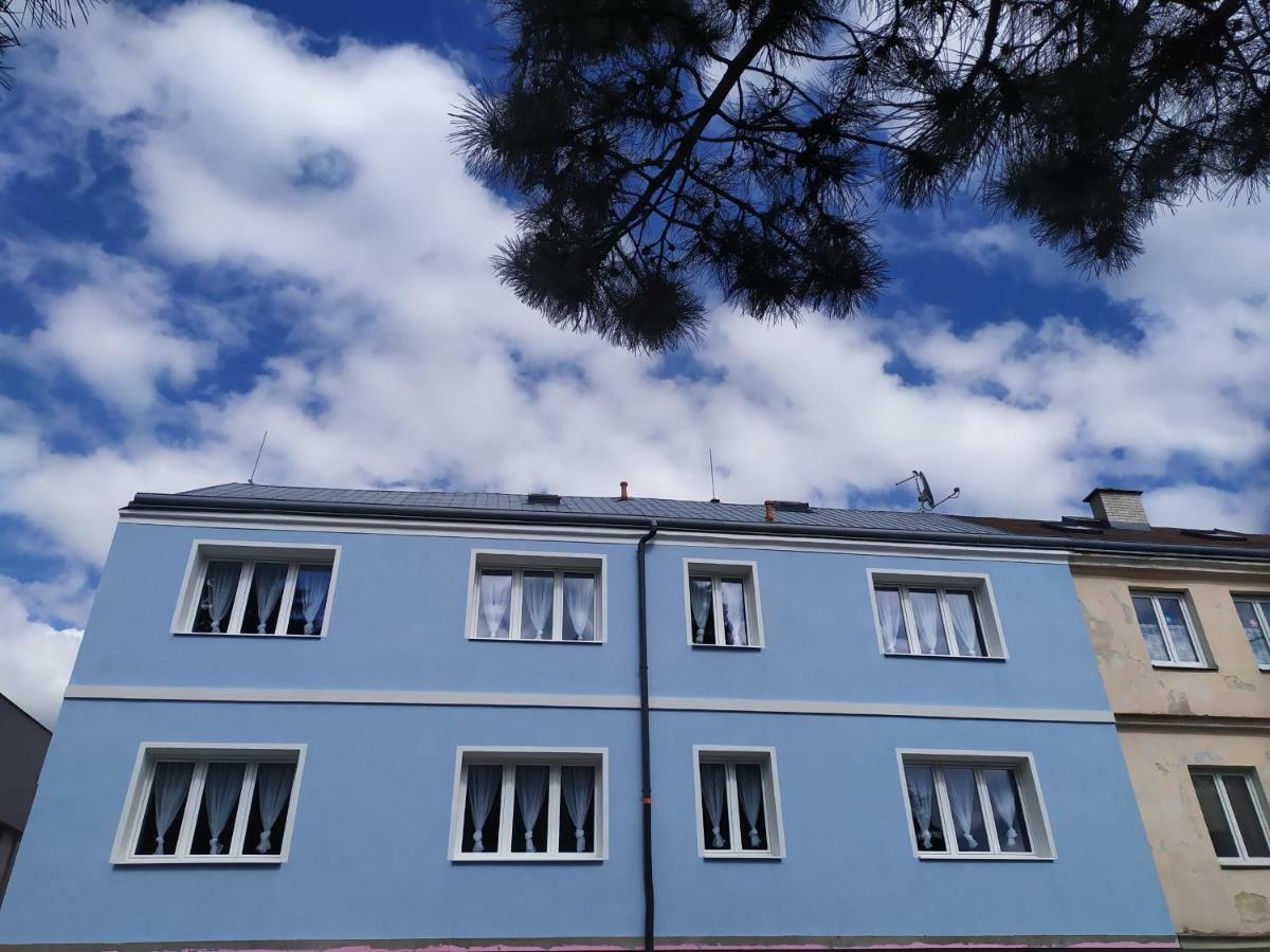 Bluestars Family Apartment