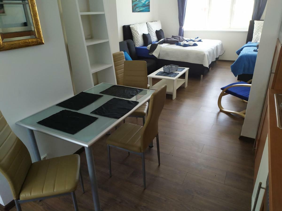 Bluestars Family Apartament Karlowe Wary